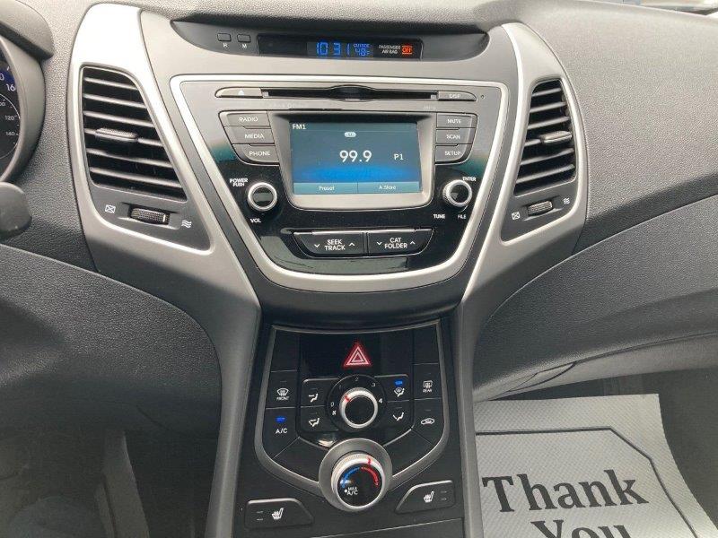 2015 Hyundai Elantra11