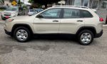 2015 Jeep Cherokee4