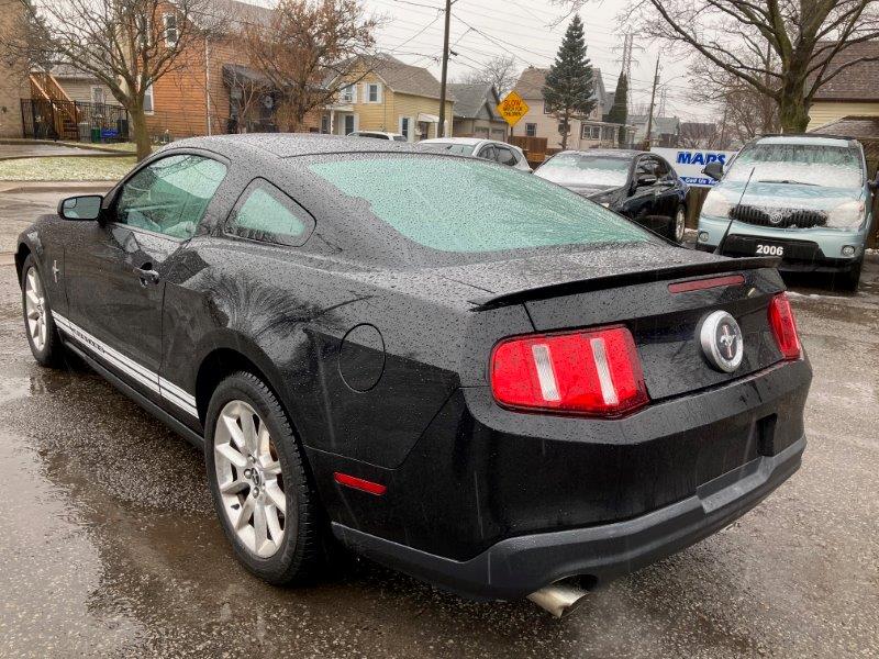 2011 Ford Mustang5