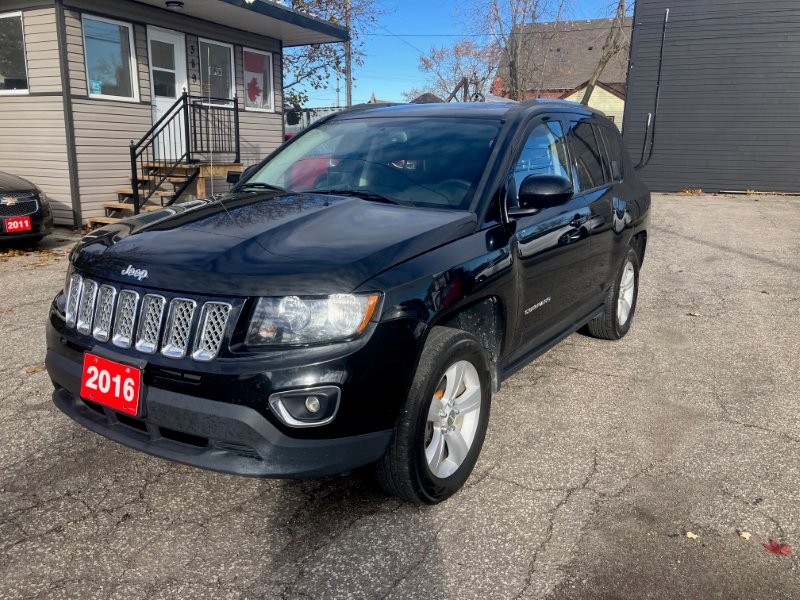 2016 Jeep Compass3