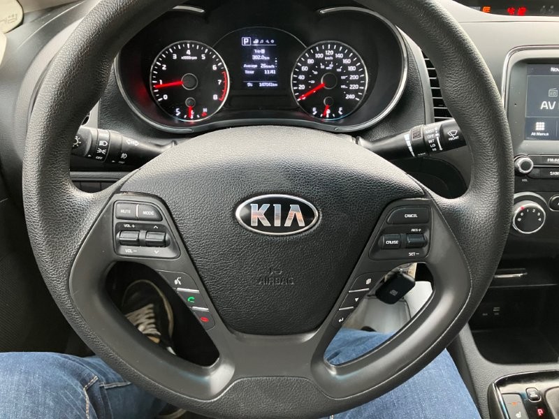 2018 Kia Forte14