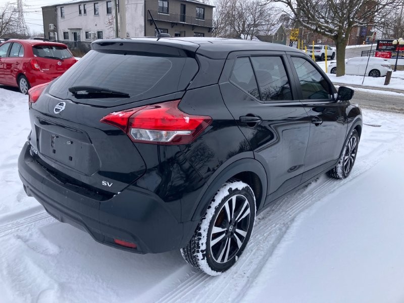 2019 Nissan Kicks7