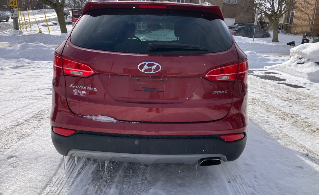 2014 Hyundai Santa Fe6