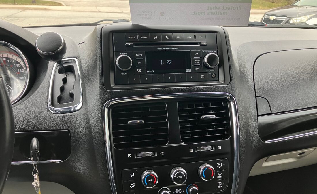 2016 Dodge Grand Caravan12