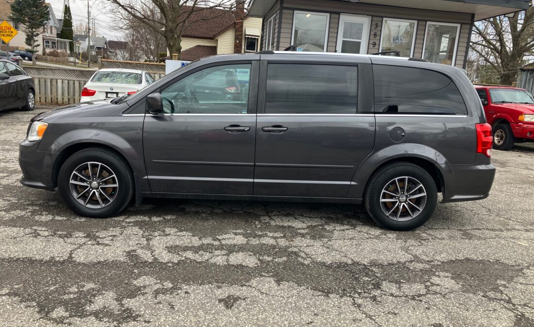 2016 Dodge Grand Caravan4