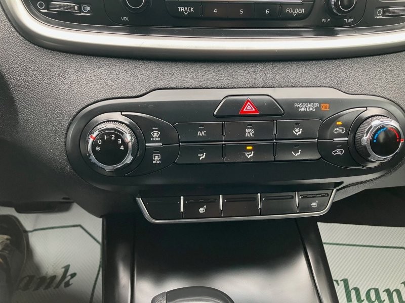 2016 Kia Sorento13