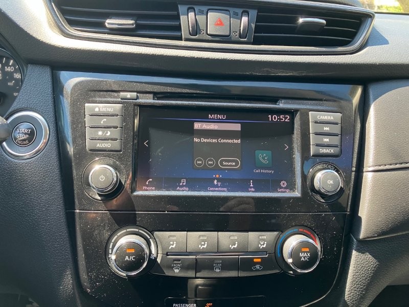 2018 Nissan Rogue12
