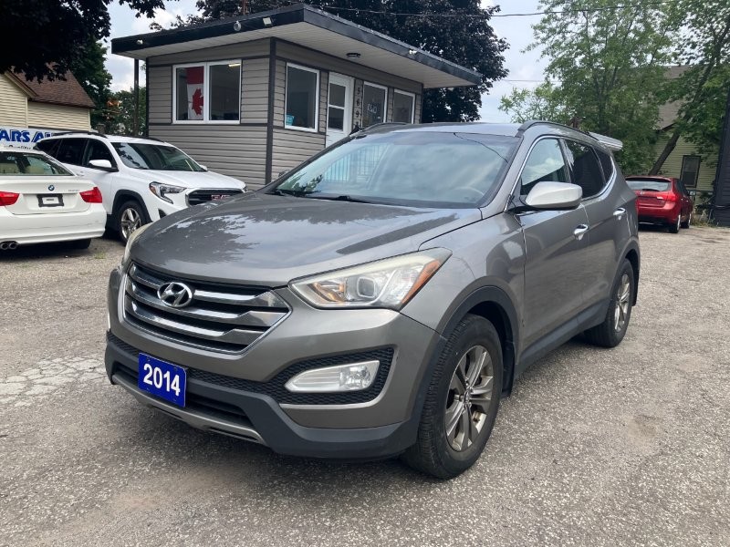 2014 Hyundai Santa Fe3